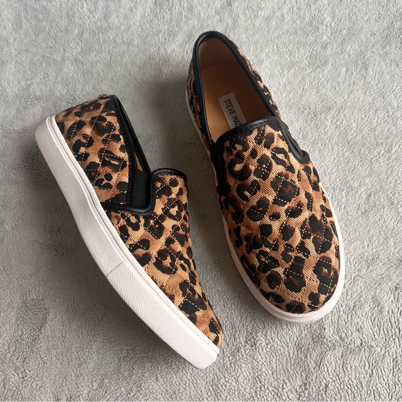 Steve Madden Shoes - Steve Madden Ecentrcq Leopard Quilted Slip-On Sneakers Animal Print Flats 8.5